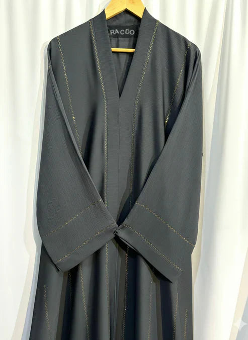 Elegant Women Abaya Collection – Modest & Stylish Fashion.