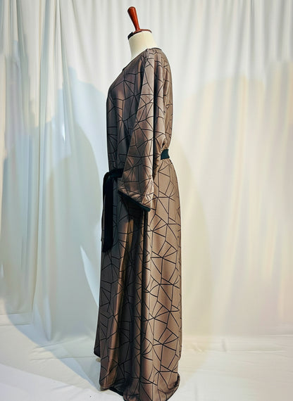 The Amara Geometric Abaya by RACDO | Satin Finish with Belt